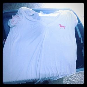 Vs pink tee shirt